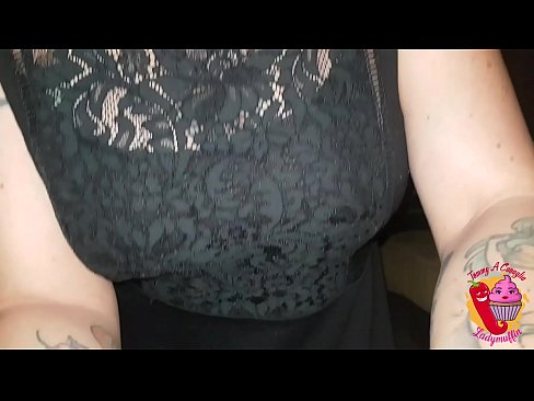 ❤️ Slutty ګامه خور هغه ته یو blowjob او هسپانوي ورکوي ❤❌  ️❤